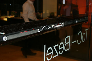Illustration for article titled Dissected Samsung LCD Panel Bares It All